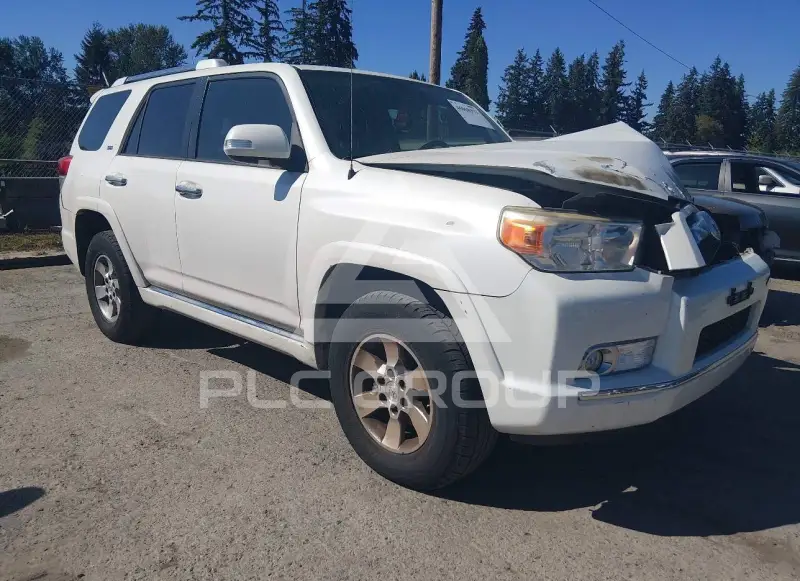 2011 Toyota 4 RUNNER photo