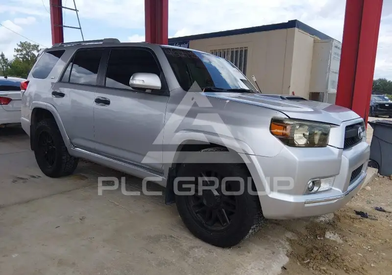2011 Toyota 4 RUNNER photo