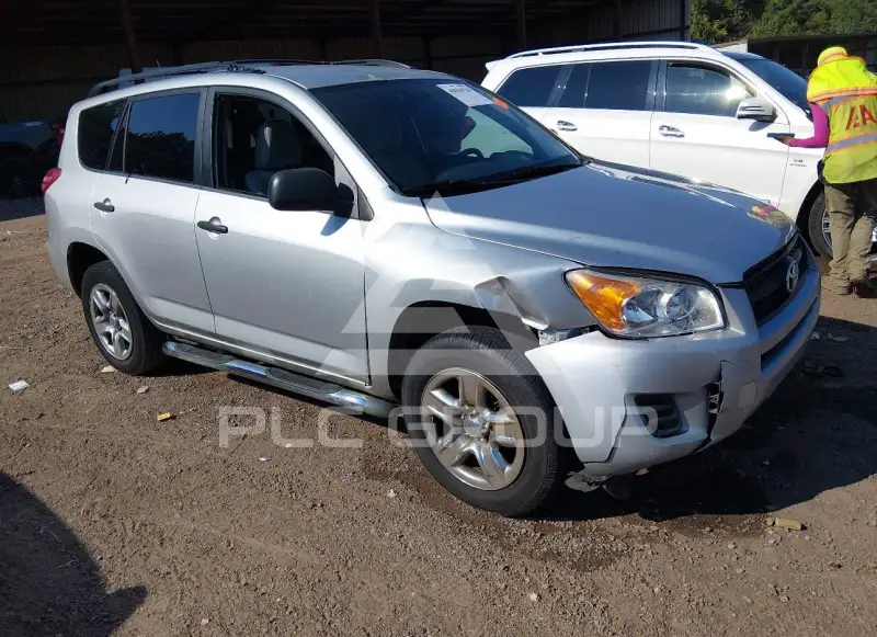 2011 Toyota RAV4 photo