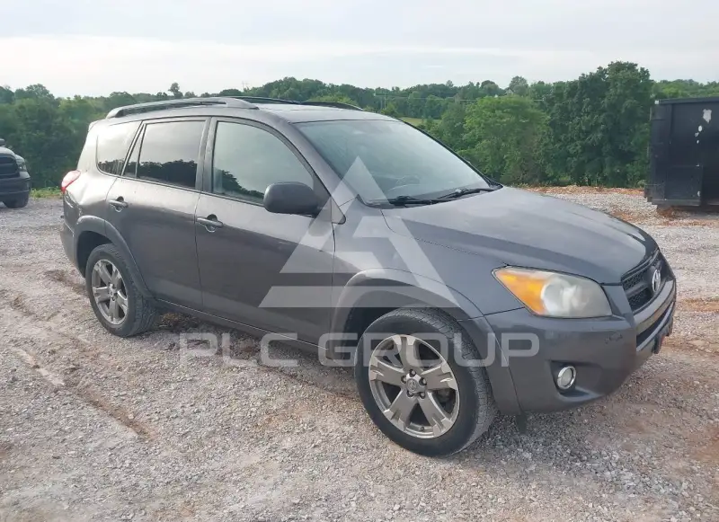 2011 Toyota RAV4 photo