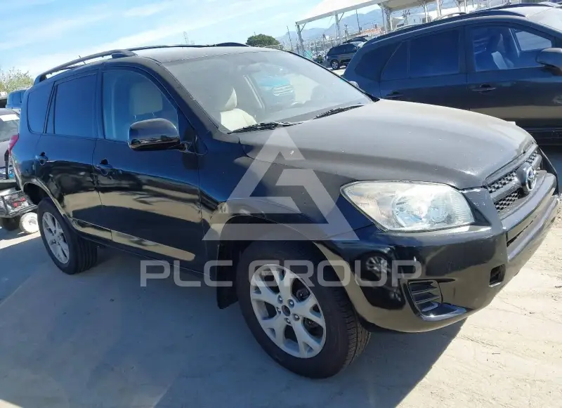 2011 Toyota RAV4 photo