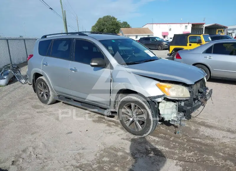 2011 Toyota RAV4 photo