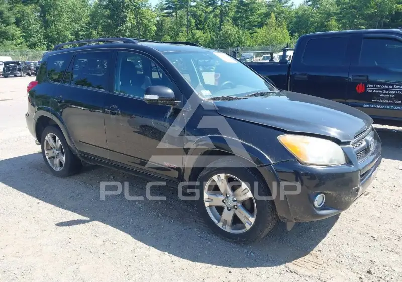 2011 Toyota RAV4 photo