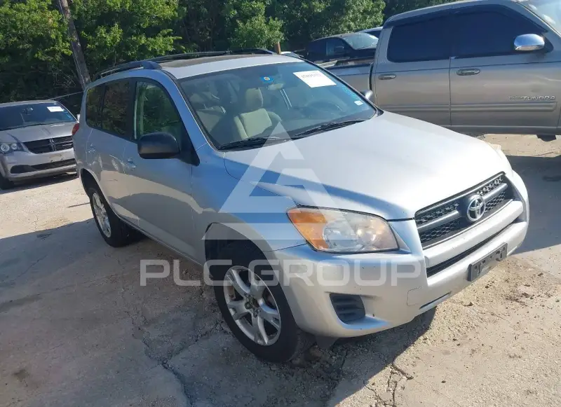 2011 Toyota RAV4 фото