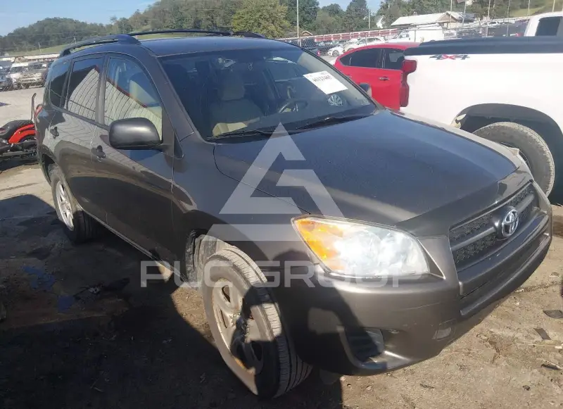 2011 Toyota RAV4 photo
