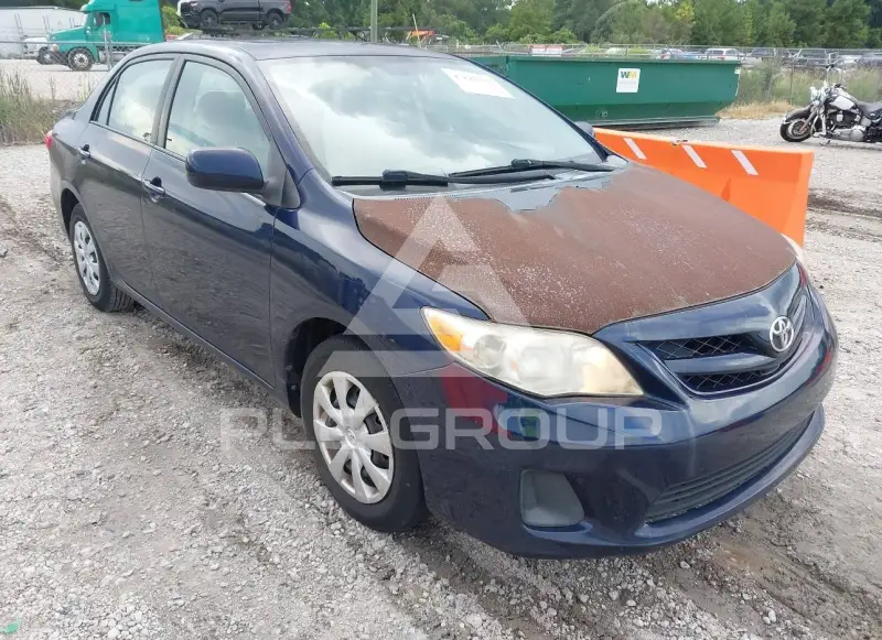 2011 Toyota COROLLA фото