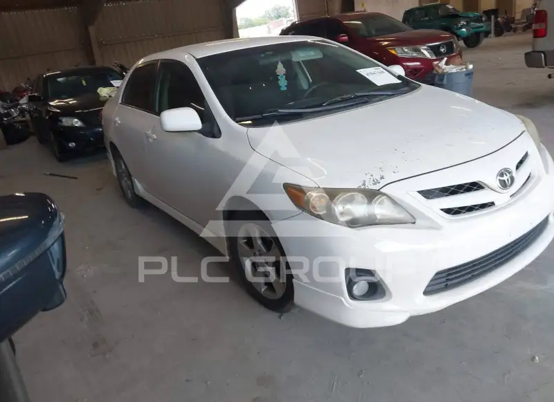 2011 Toyota COROLLA фото