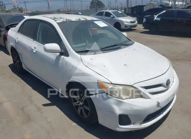 2011 Toyota COROLLA фото