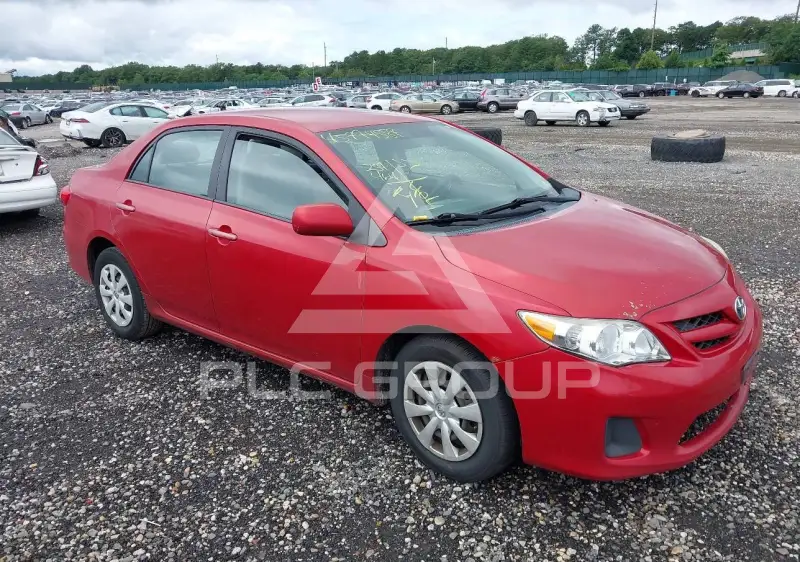 2011 Toyota COROLLA фото