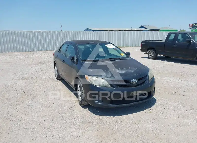 2011 Toyota COROLLA фото