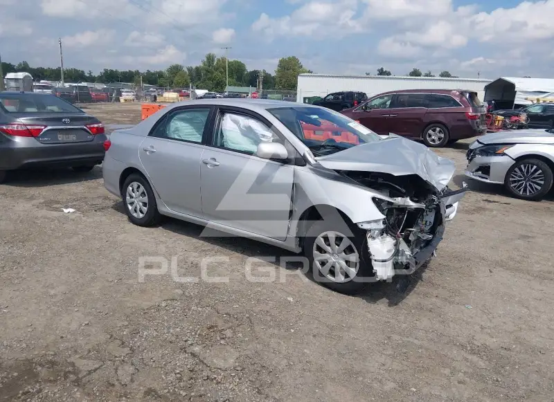 2011 Toyota COROLLA фото