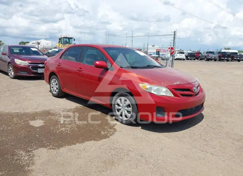 2011 Toyota COROLLA фото