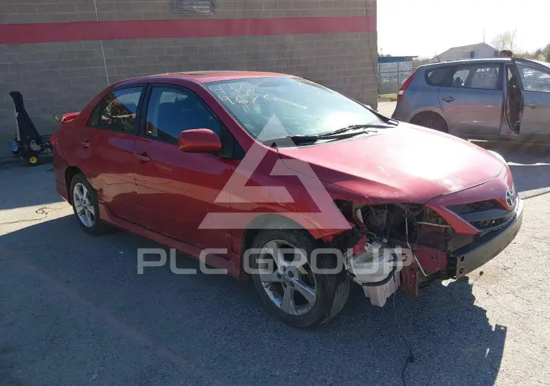 2011 Toyota COROLLA фото
