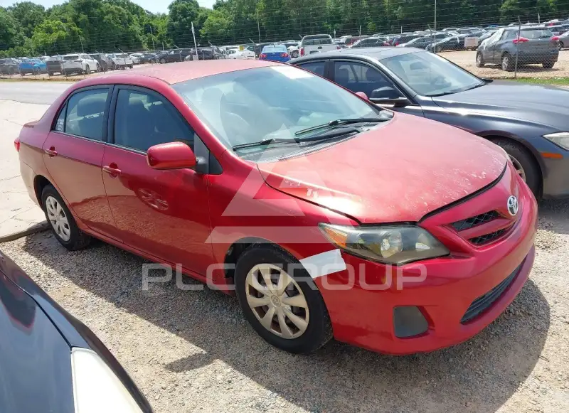 2011 Toyota COROLLA фото