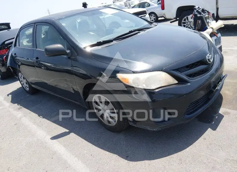 2011 Toyota COROLLA фото