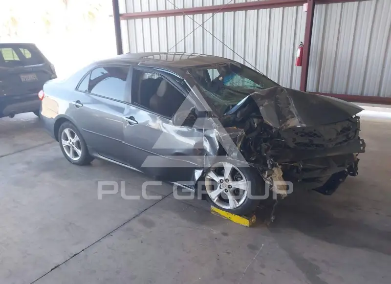 2011 Toyota COROLLA фото