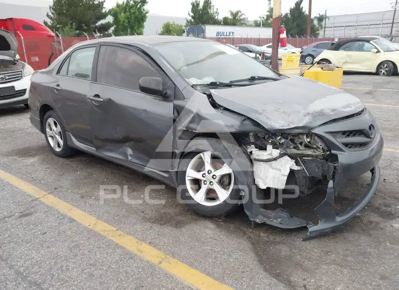 2011 Toyota COROLLA фото