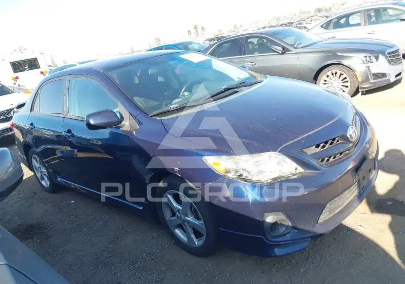 2011 Toyota COROLLA фото