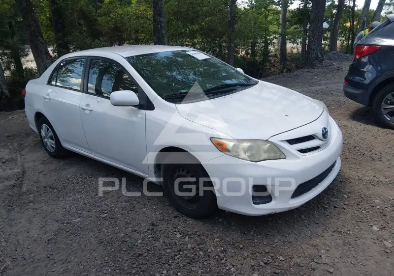 2011 Toyota COROLLA фото