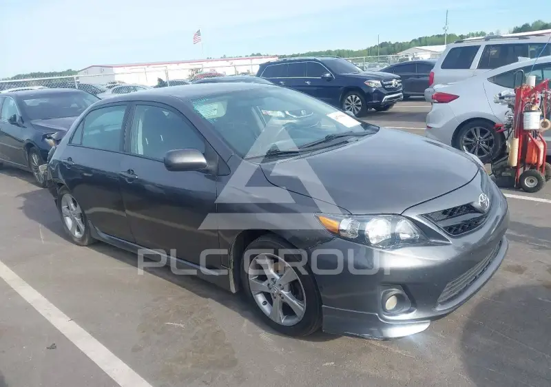 2011 Toyota COROLLA фото