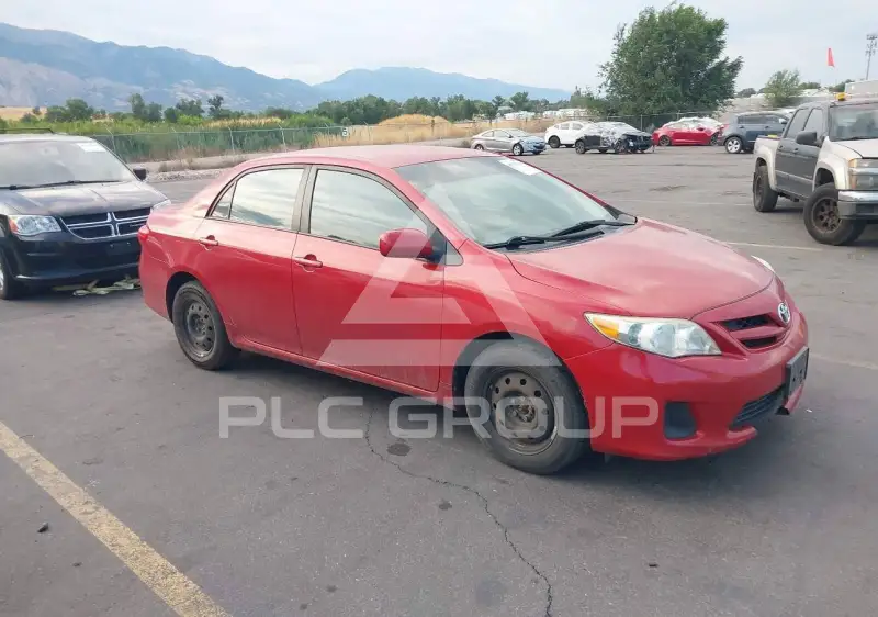 2011 Toyota COROLLA фото