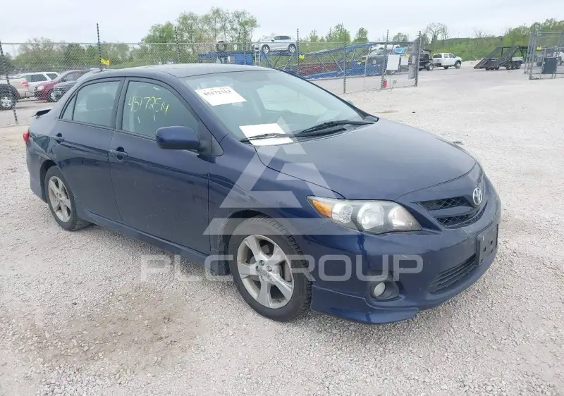 2011 Toyota COROLLA фото