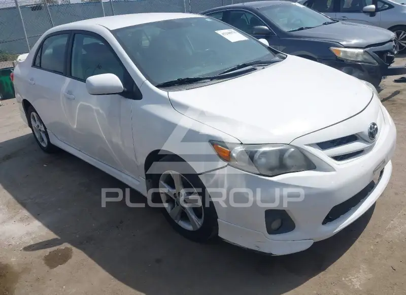 2011 Toyota COROLLA фото