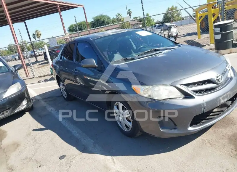 2011 Toyota COROLLA фото