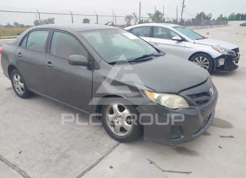 2011 Toyota COROLLA фото