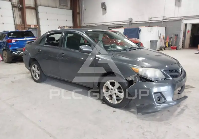 2011 Toyota COROLLA фото