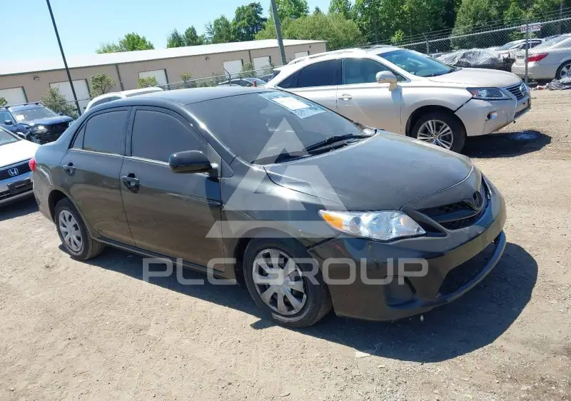 2011 Toyota COROLLA фото