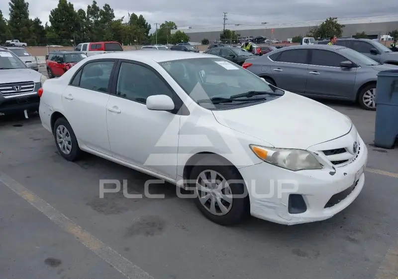 2011 Toyota COROLLA фото
