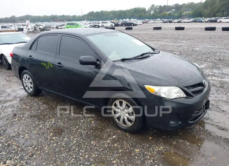 2011 Toyota COROLLA фото