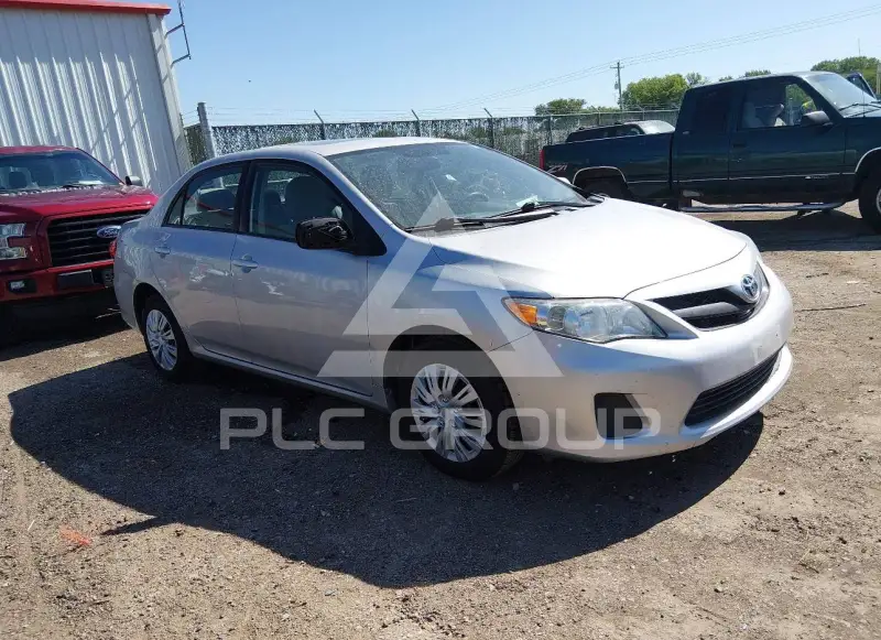2011 Toyota COROLLA фото