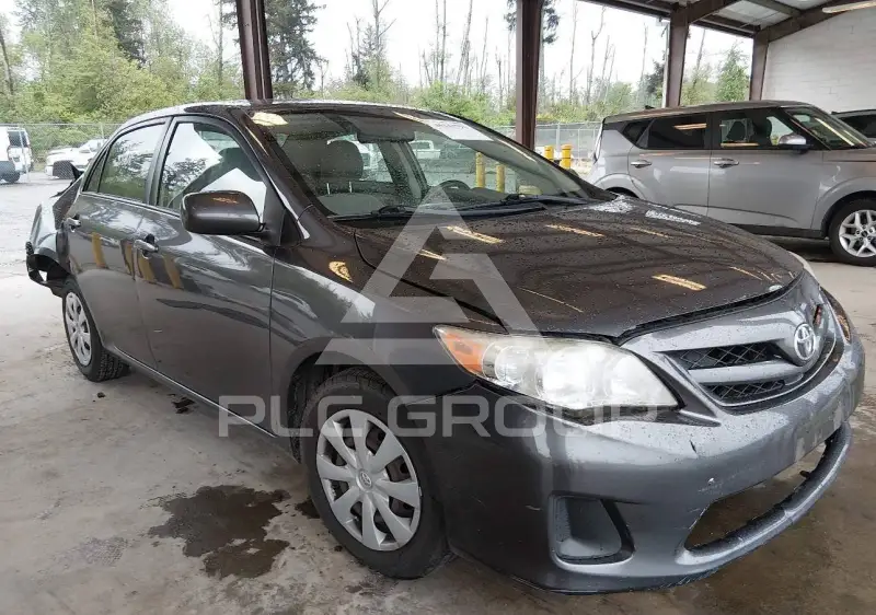 2011 Toyota COROLLA фото