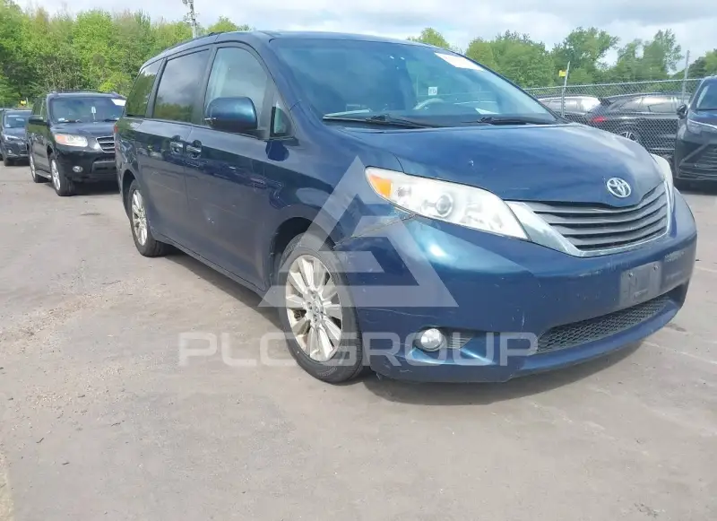 2011 Toyota SIENNA фото