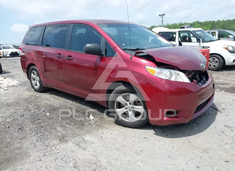 2011 Toyota SIENNA фото