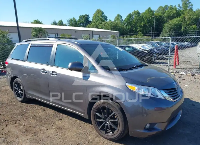 2011 Toyota SIENNA фото