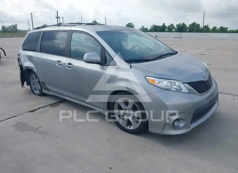 2011 Toyota SIENNA photo
