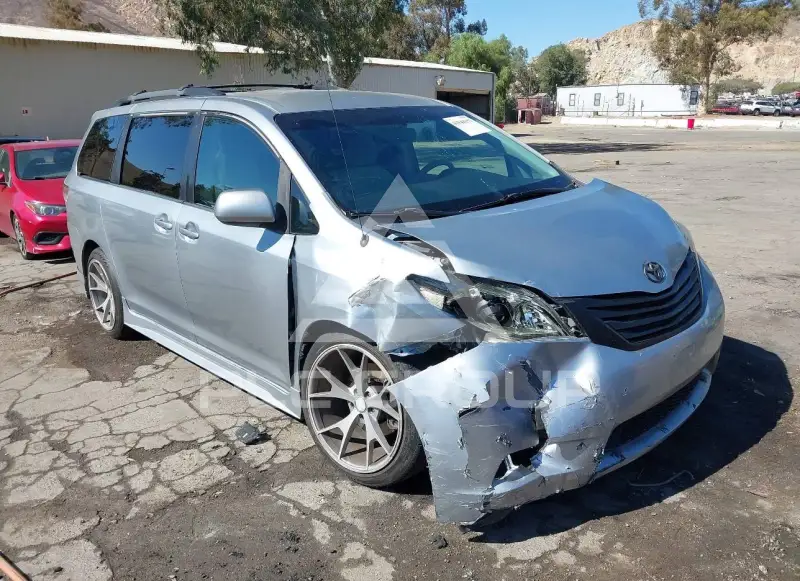 2011 Toyota SIENNA фото