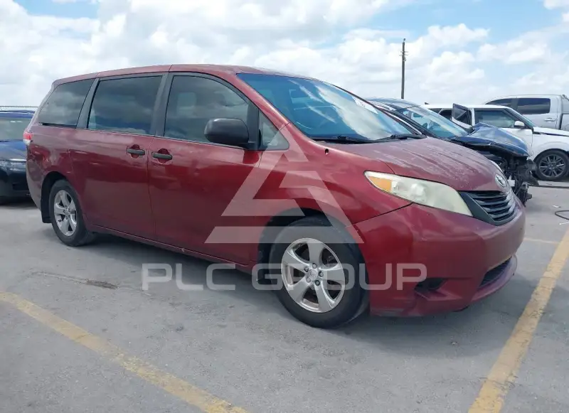 2011 Toyota SIENNA photo