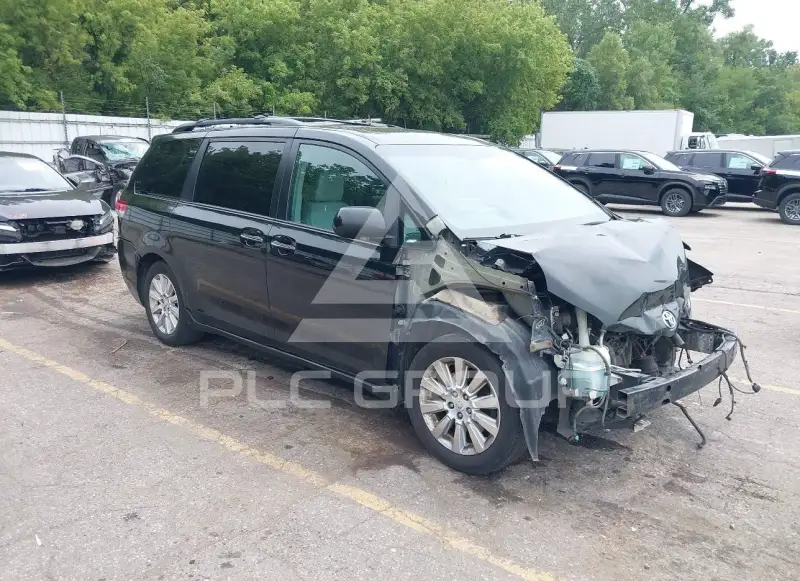 2011 Toyota SIENNA фото