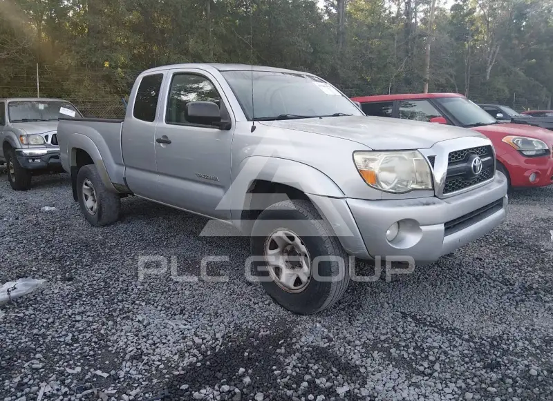 2011 Toyota TACOMA photo