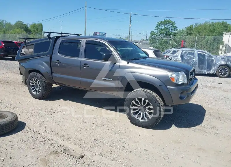 2011 Toyota TACOMA photo