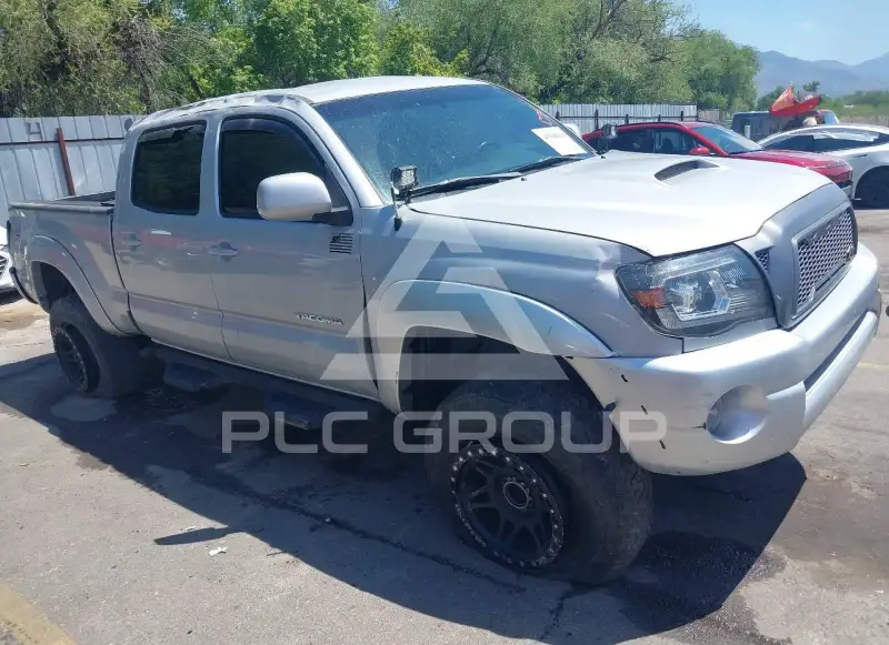 2011 Toyota TACOMA photo