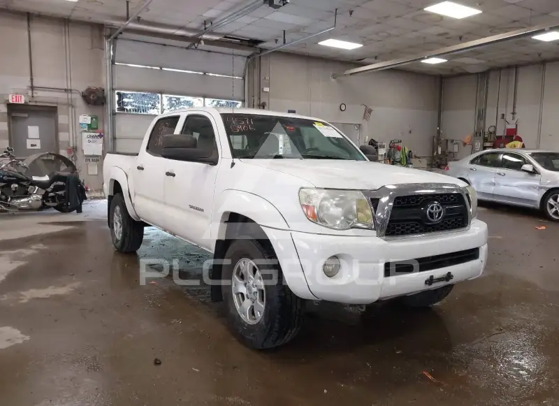 2011 Toyota TACOMA photo