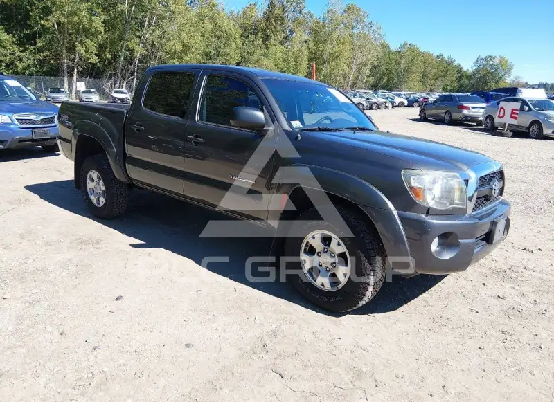 2011 Toyota TACOMA photo