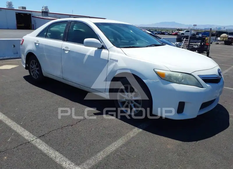 2011 Toyota CAMRY фото
