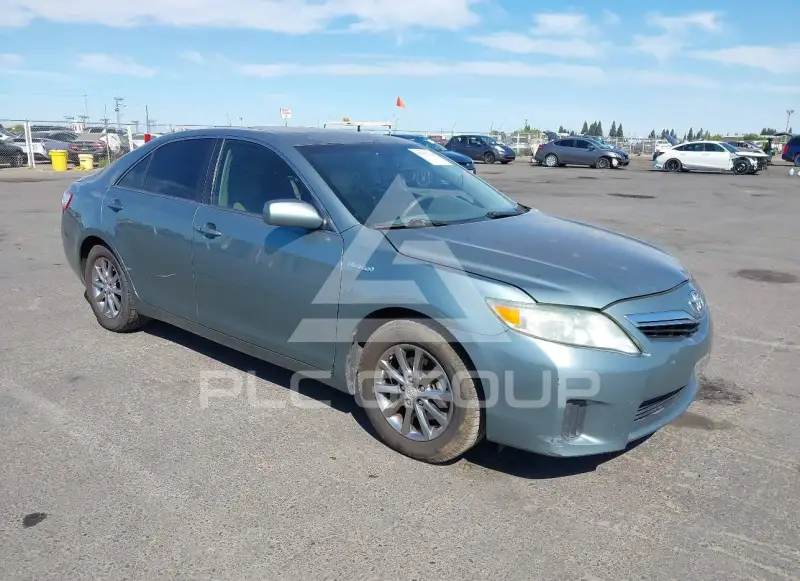 2011 Toyota CAMRY фото