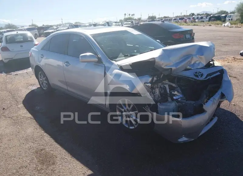 2011 Toyota CAMRY фото
